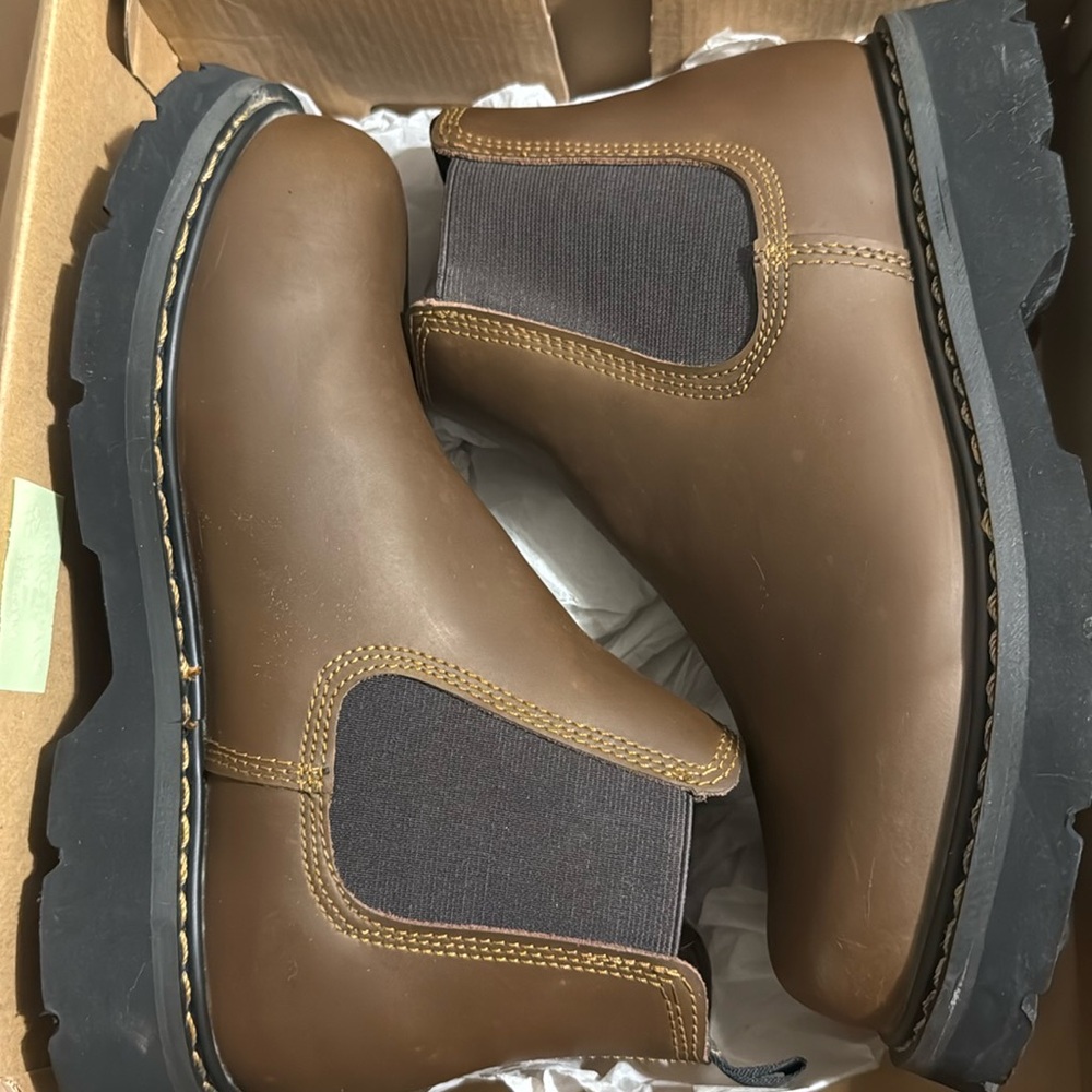 Brahma leather boots